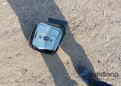 2022 Jeep Renegade Latitude 4X4 из США, поврежденный, VIN ZACNJDB14NPN79668